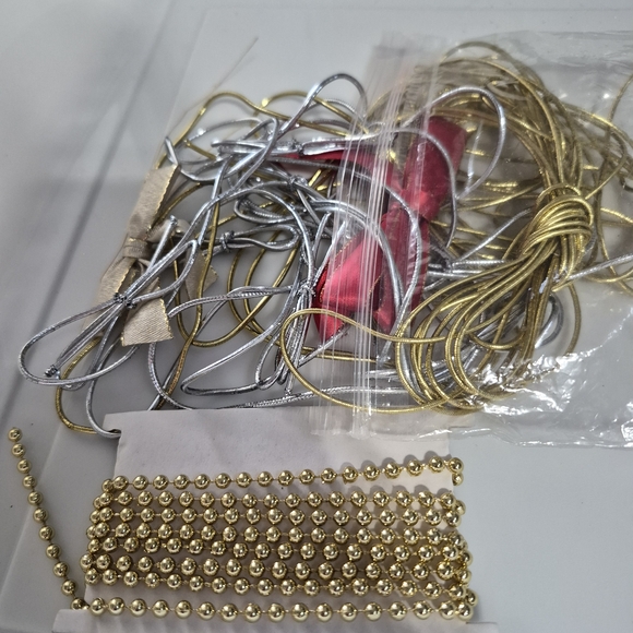 Holiday Sparkle Green and Silver Ribbon Collection - Picture 4 of 4